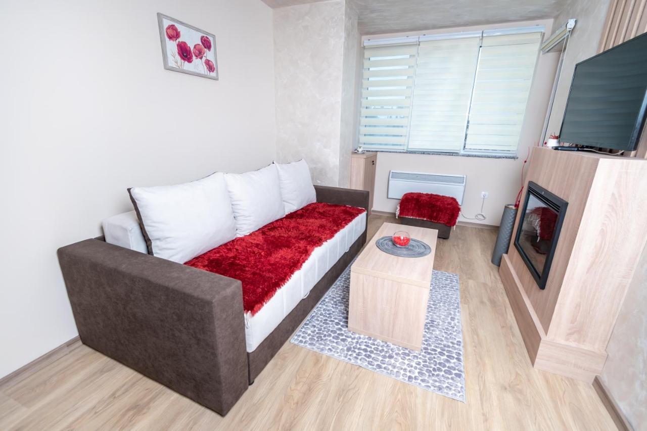 Apartment Jula 122 *